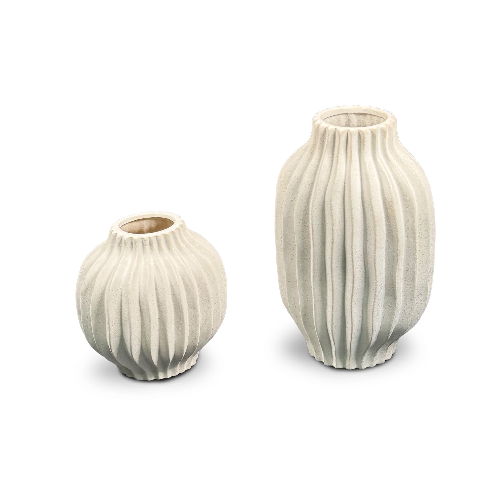 ARIA HOME White Vertical Grooved Modern Ceramic Table Vase Set of 2