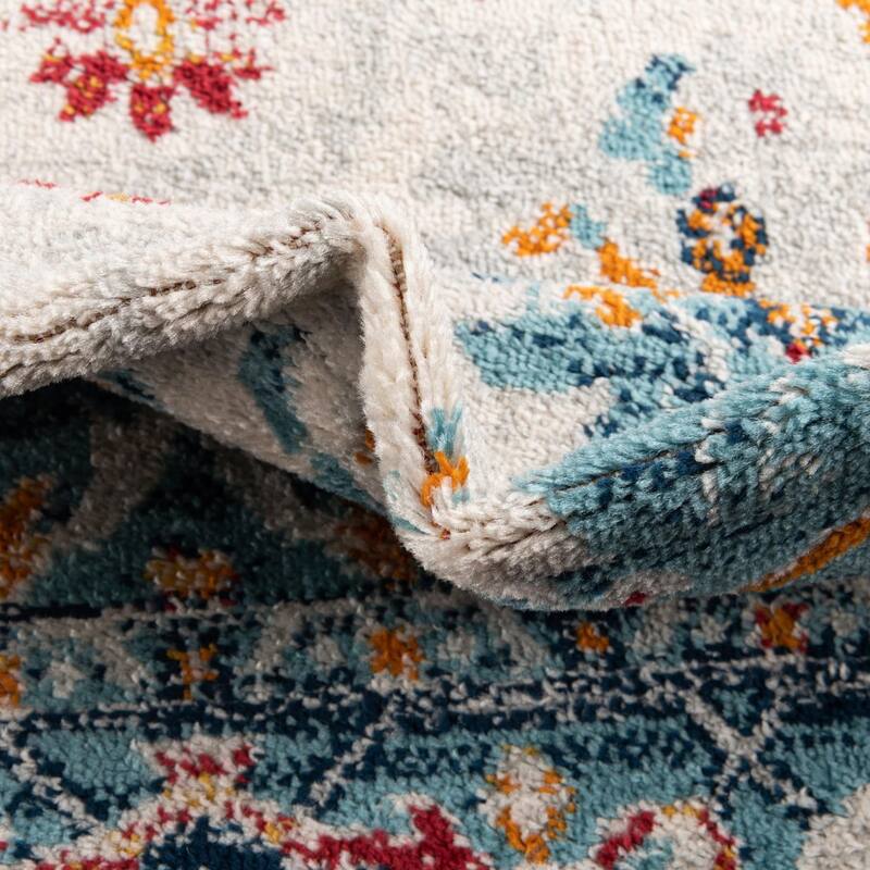 Transitional Anavine Collection Area Rug