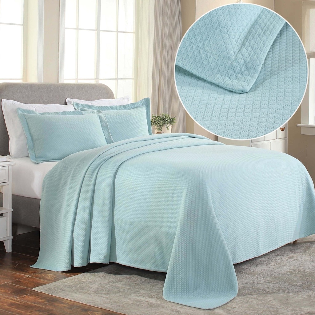 Blue Nile Mills Cotton Matelasse Decorative Bedspread and Pillow Sham Set