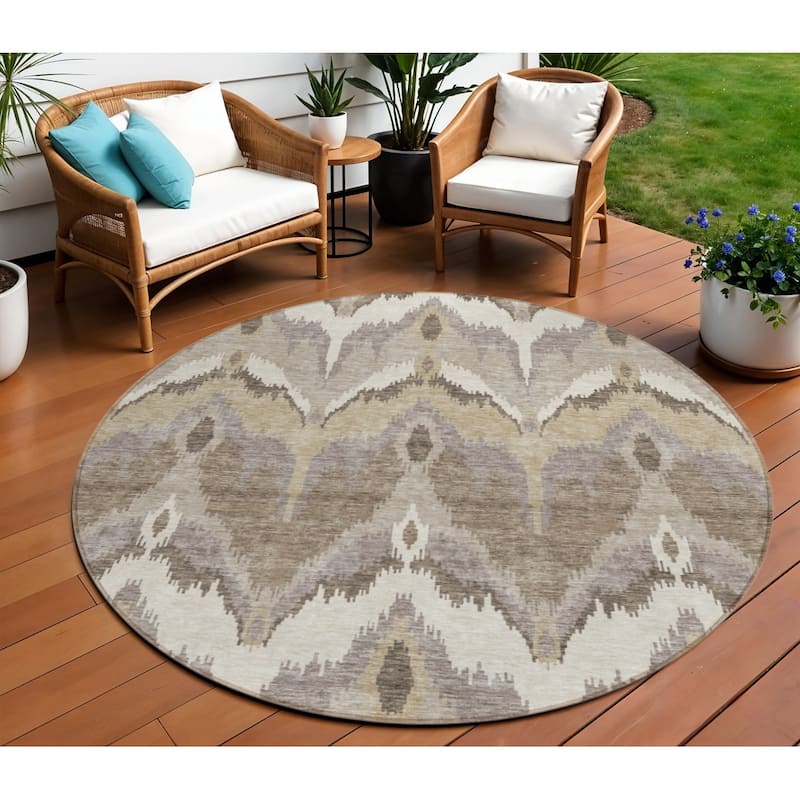 HomeRoots Ikat Transitional Rectangle Outdoor Rug - 8' Round