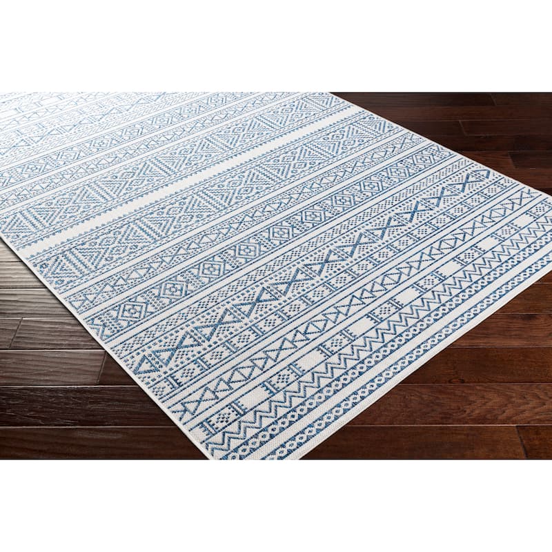 Wade Indoor/ Outdoor Tribal Stripe Area Rug