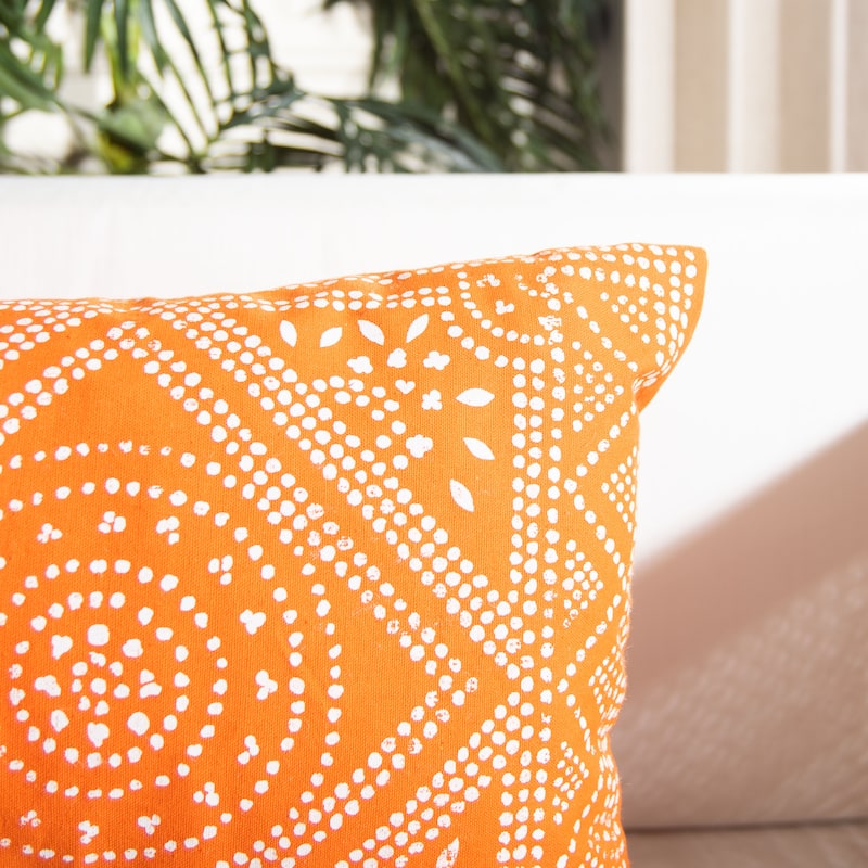 SAFAVIEH Bojka Bohemian Decorative Throw Pillow
