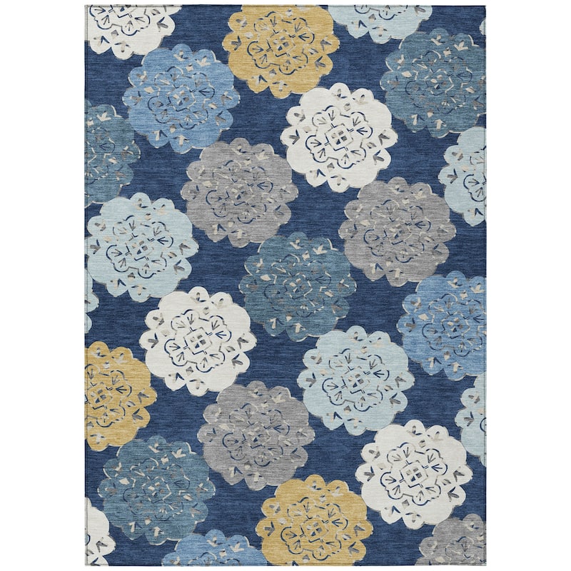 Machine Washable Indoor/ Outdoor Global Motif Chantille Rug