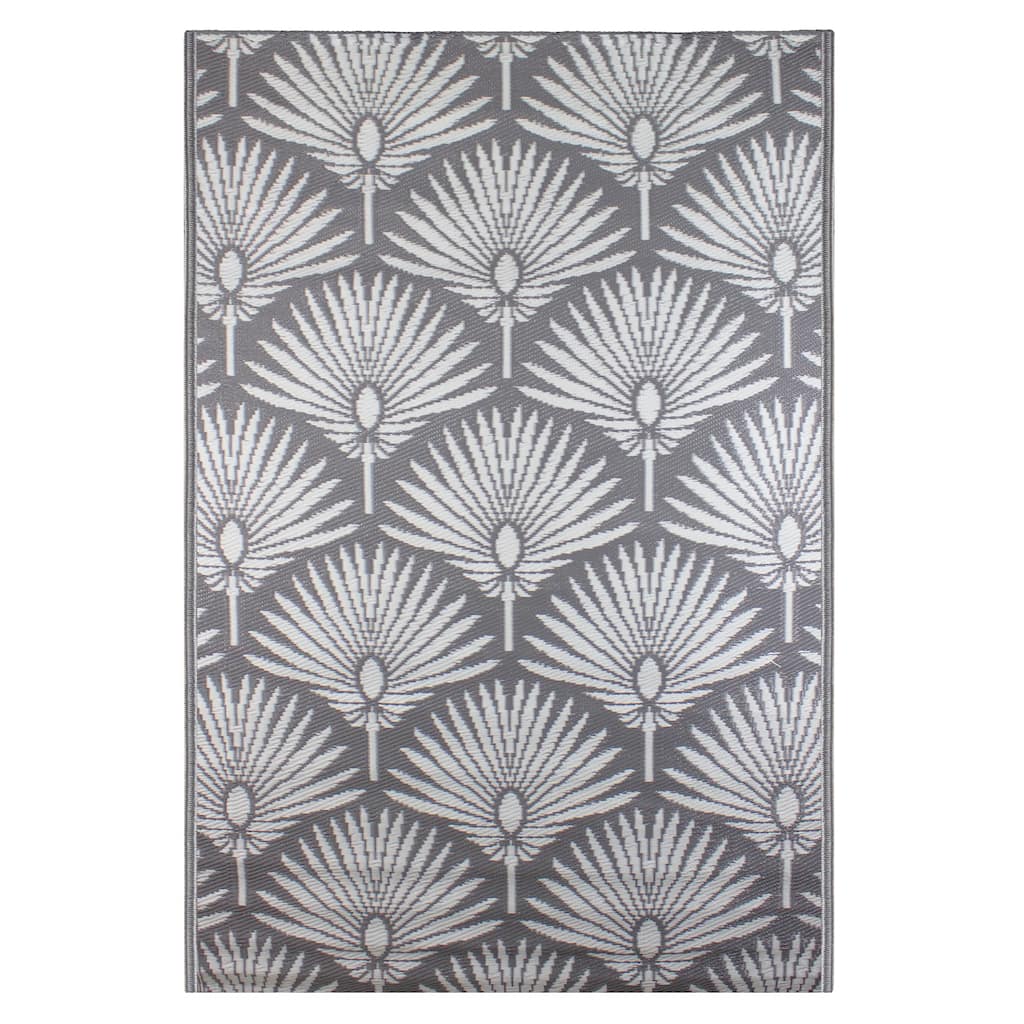 4' x 6' Gray and White Fan Leaf Rectangular Outdoor Area Rug - 4' x 6'