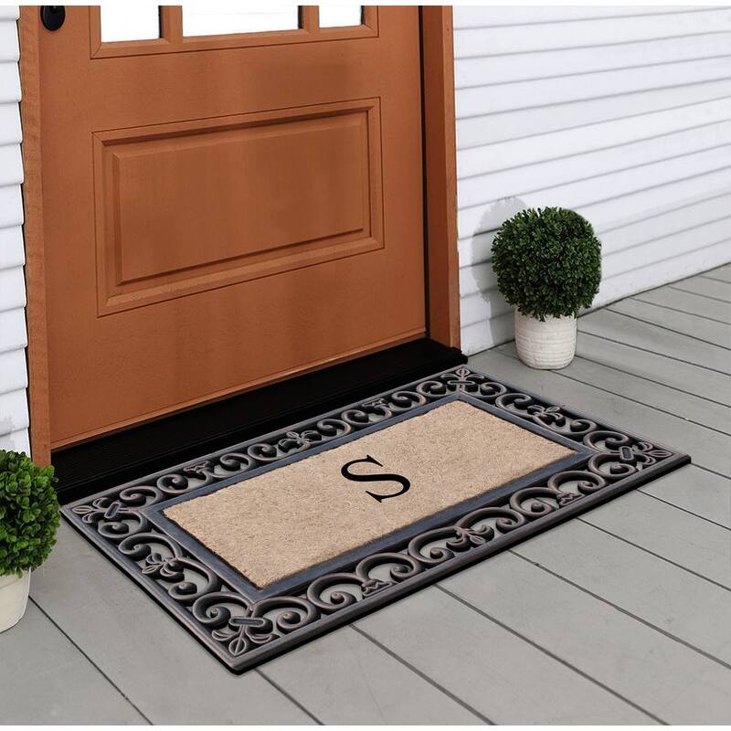 A1HC Natural Coir and Rubber Classic Paisley Border Bronze Monogrammed Doormat