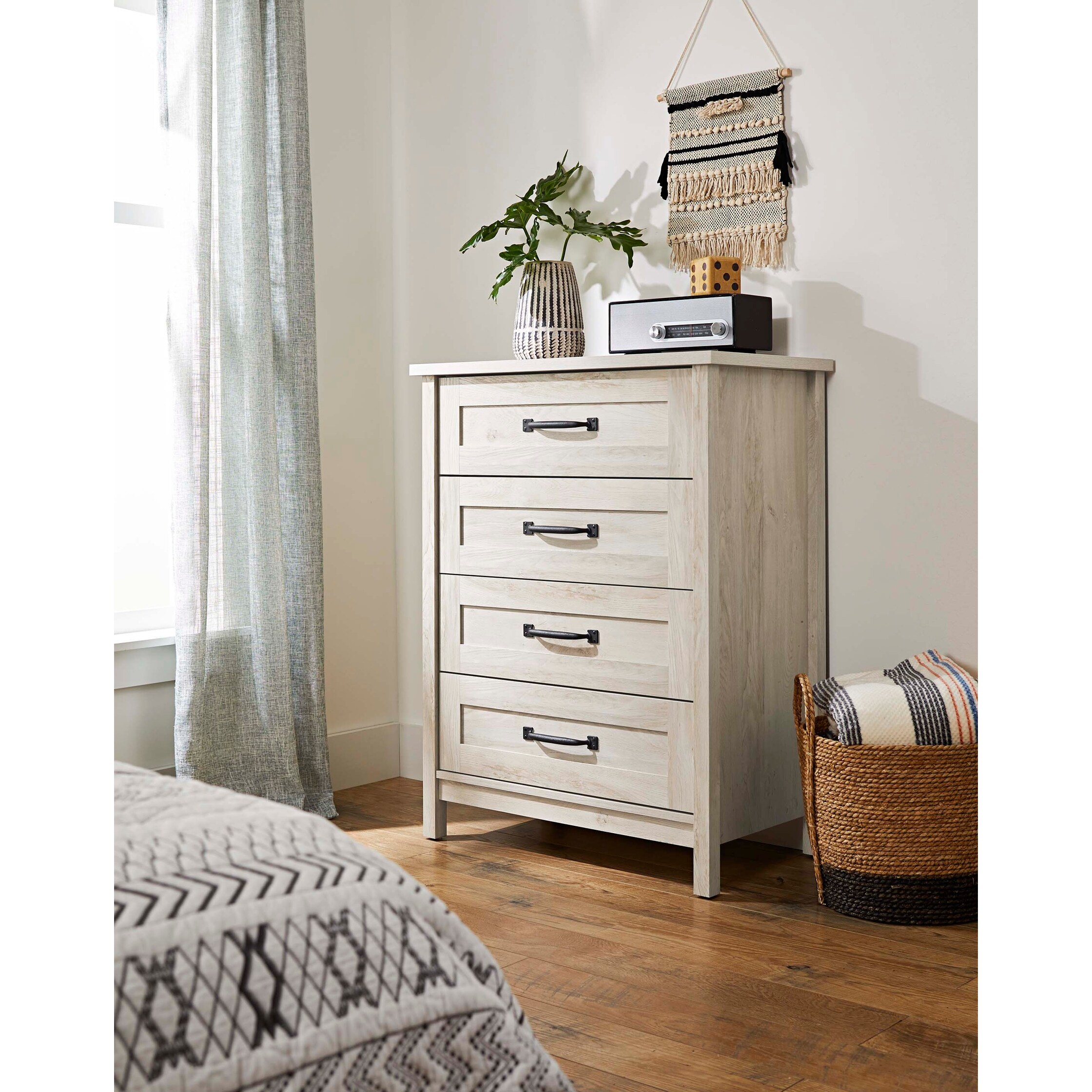 Modern Farmhouse 4 Drawer Chest Rustic White Finish Bed Bath Beyond 36293780