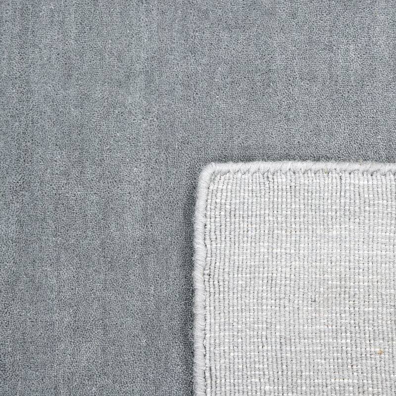 Overton Handmade Modern Contemporary Solid Area Rug