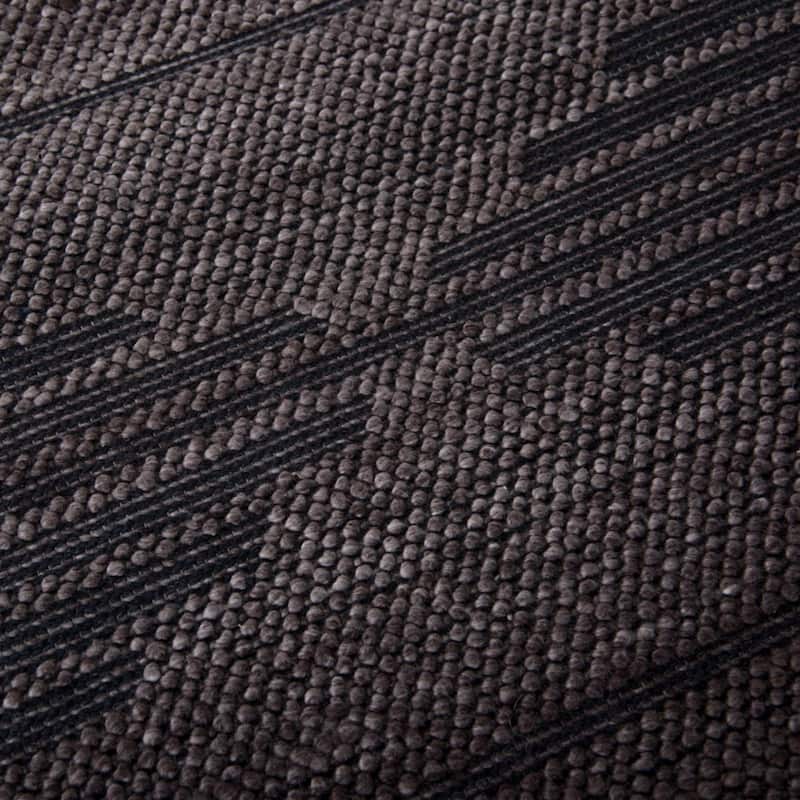 Alora Decor Fierce Hand Woven Modern Medallion Indoor/Outdoor Rug