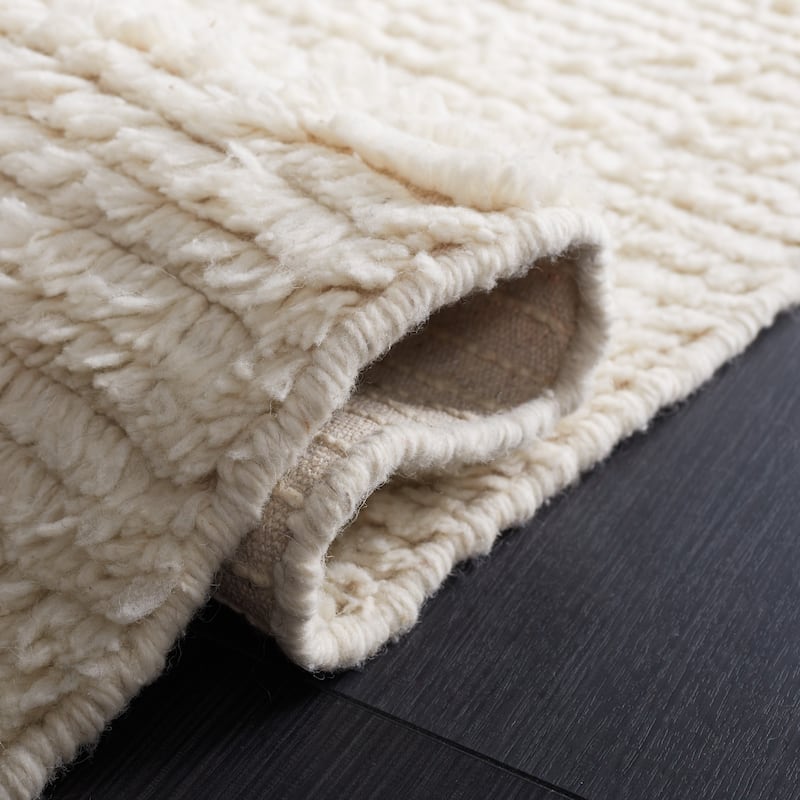 SAFAVIEH Handmade Casablanca Marlous Wool Rug