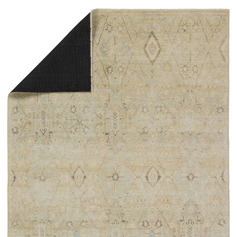 Brabham Medallion Green/ Blue Area Rug