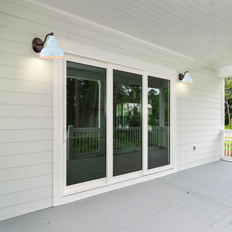 1-light Indoor/ Outdoor Wall Sconce