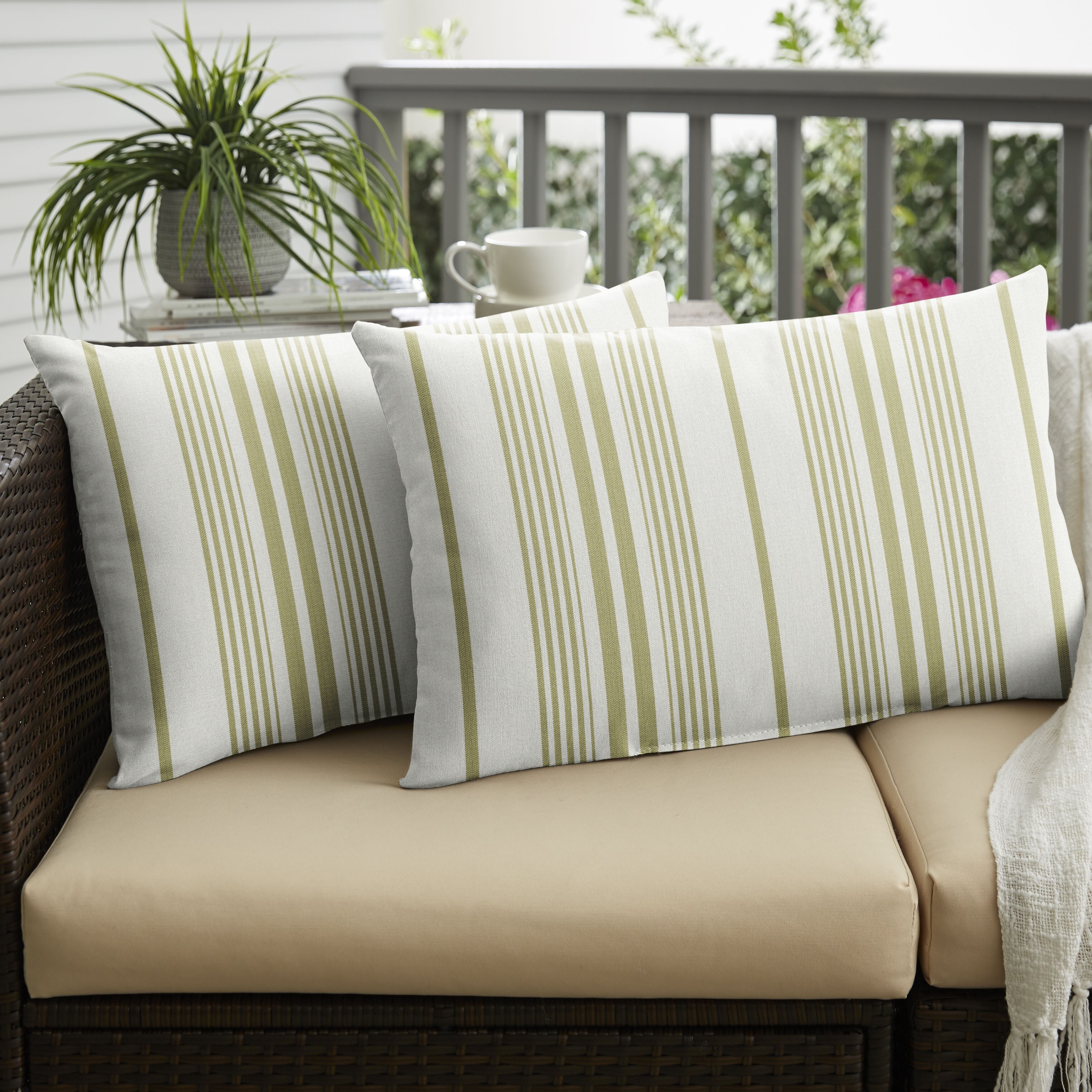 Sorra Home Outdura Wellfleet Indoor/Outdoor Knife Edge Lumbar Pillows (Set of 2) - Picture 9 of 13