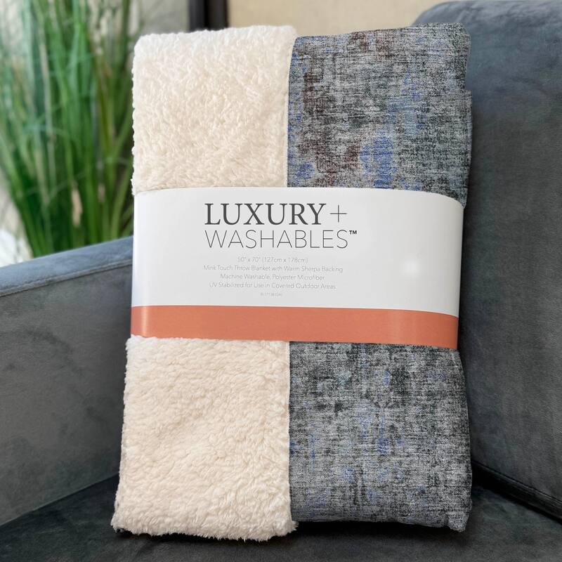 Premium Machine Washable Modern Abstract Sherpa Throw Blanket