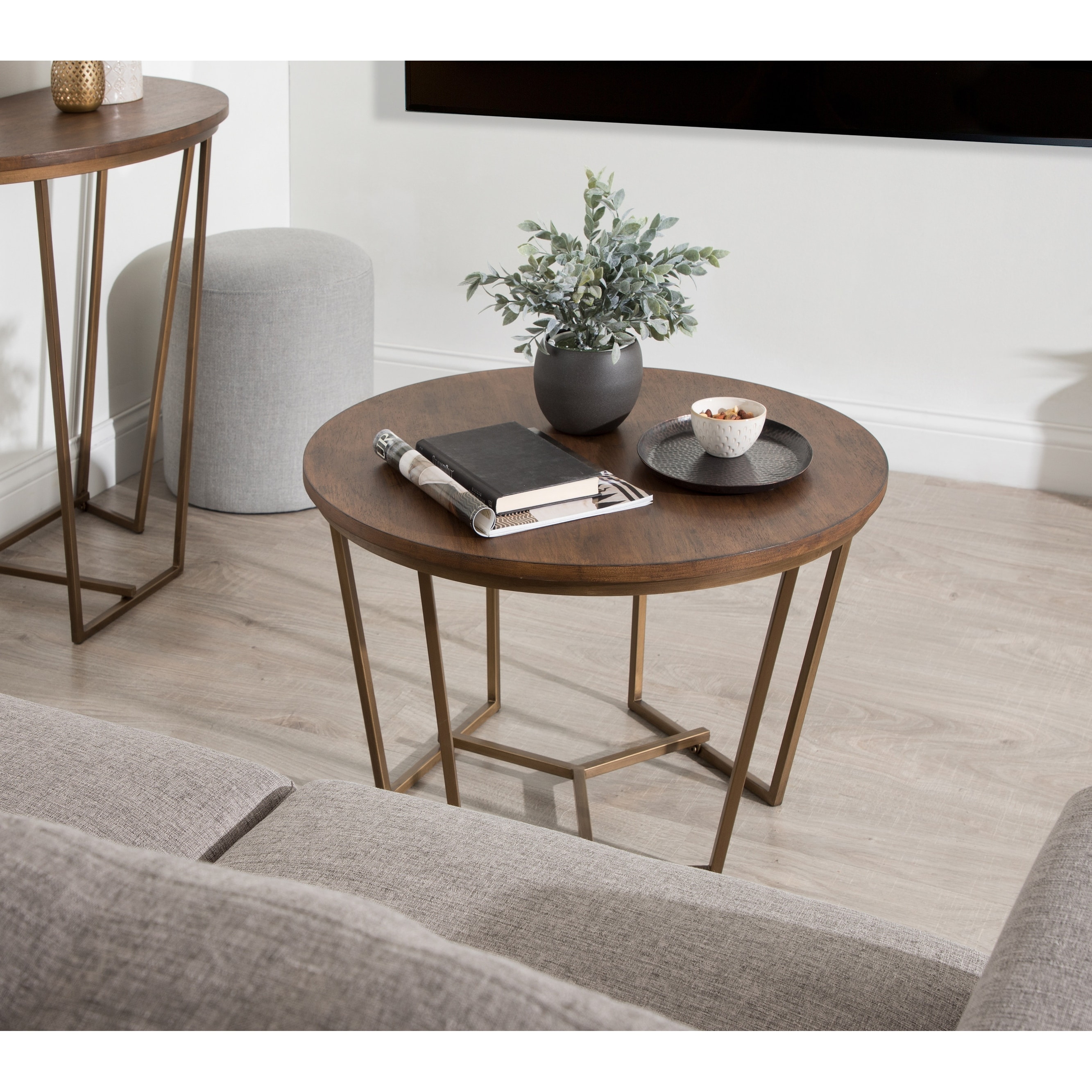 Kate and laurel mendel store round metal coffee table