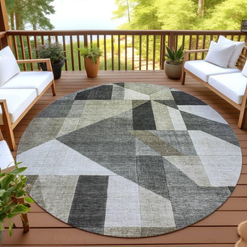 Machine Washable Indoor/ Outdoor Modern Geo Chantille Rug - Pewter - 8' x 8'