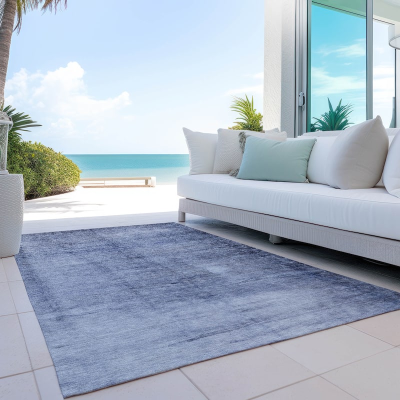 Machine Washable Indoor/ Outdoor Chantille Solid Ombre Rug