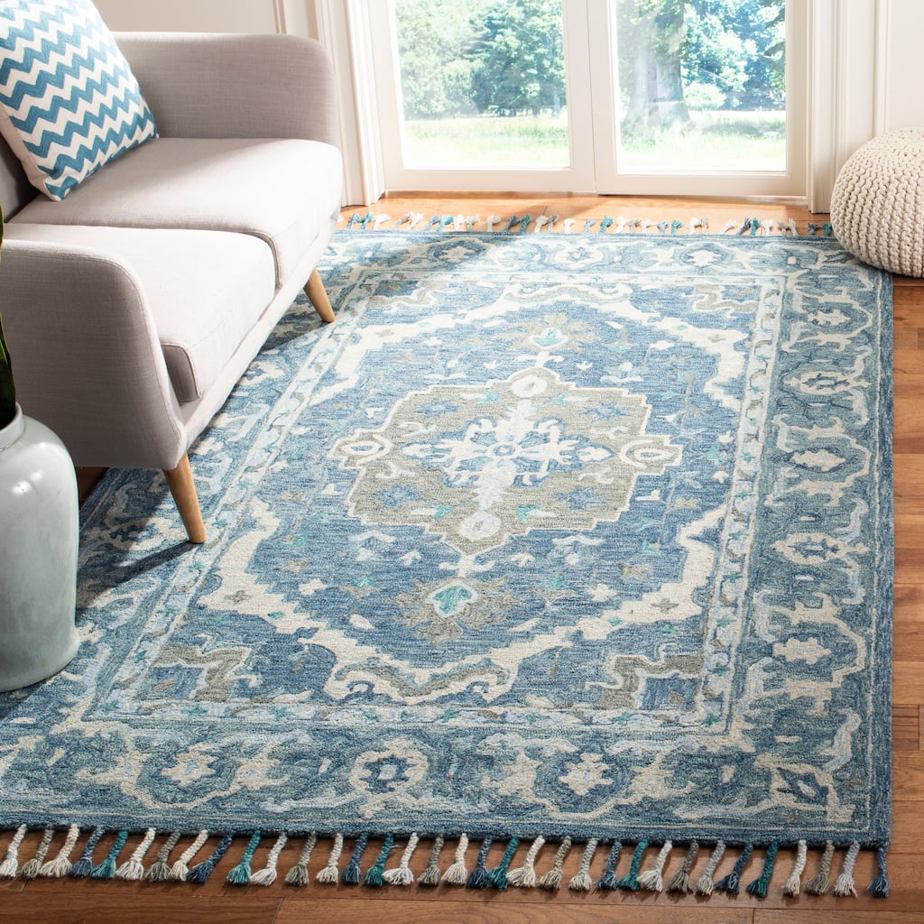 SAFAVIEH Handmade Aspen Corazon Boho Tribal Wool Rug