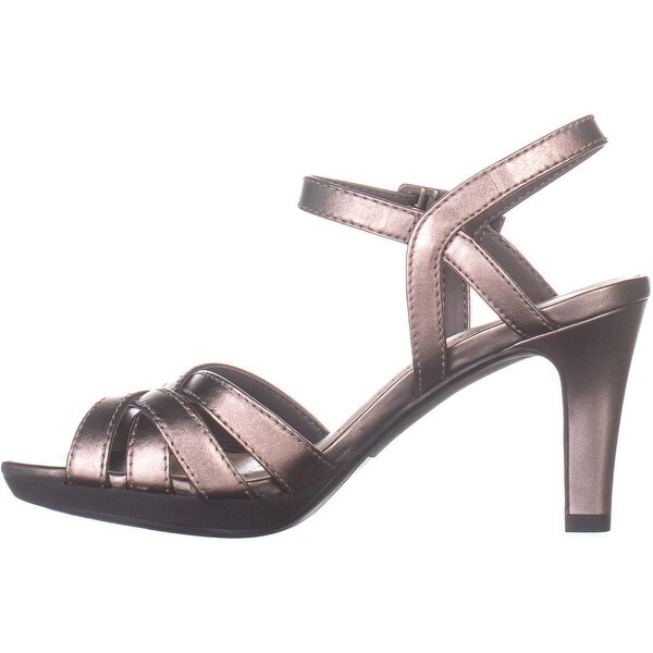 clarks adriel wavy pewter