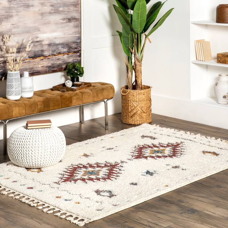 Nuloom Natalia Southwestern Shag Tassel Area Rug