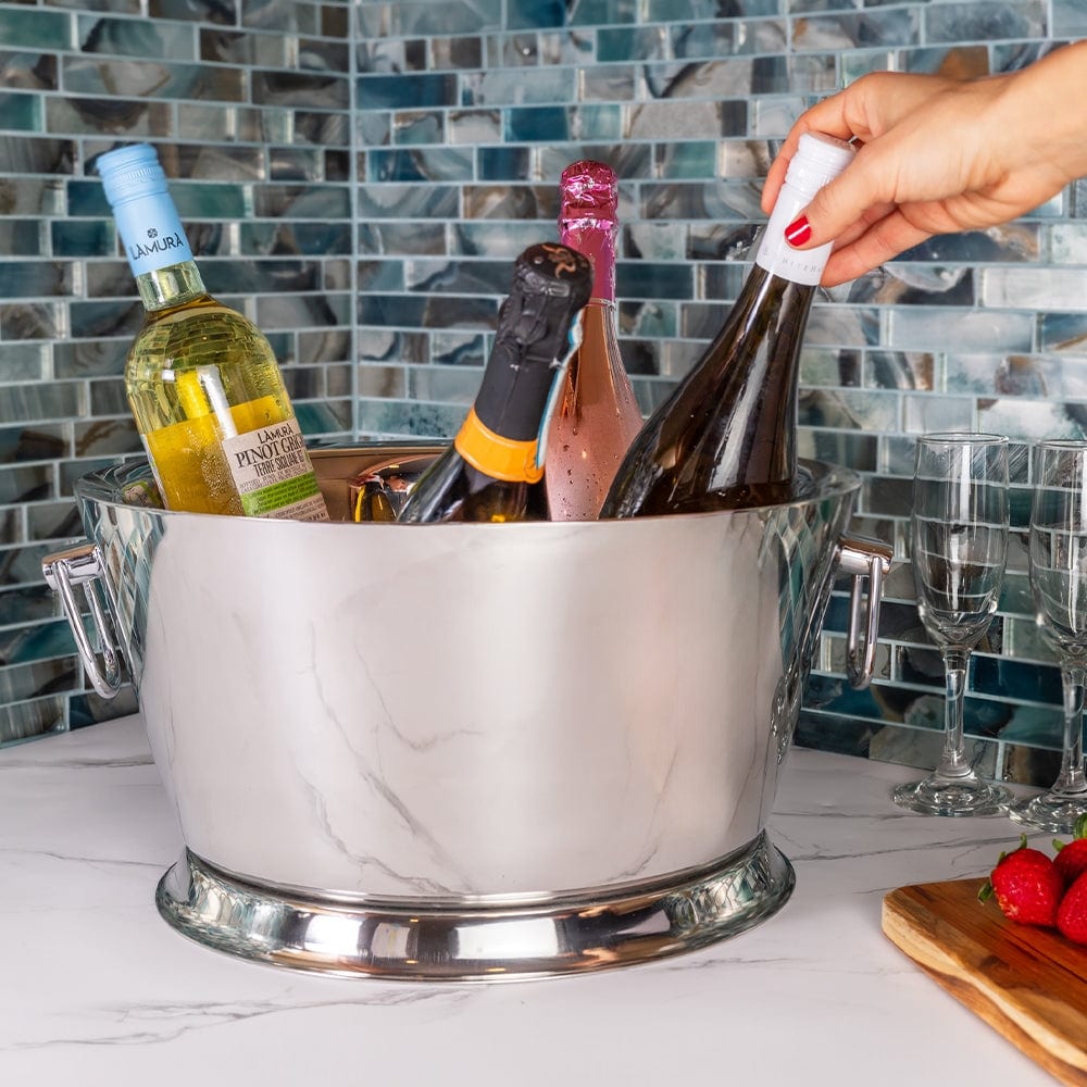 Large ice tub clearance