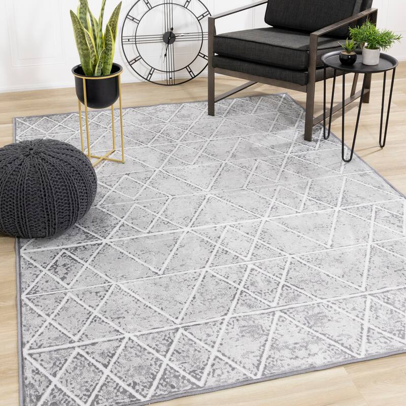 Victoria Collection - Grey Faded Geometric Design Rug
