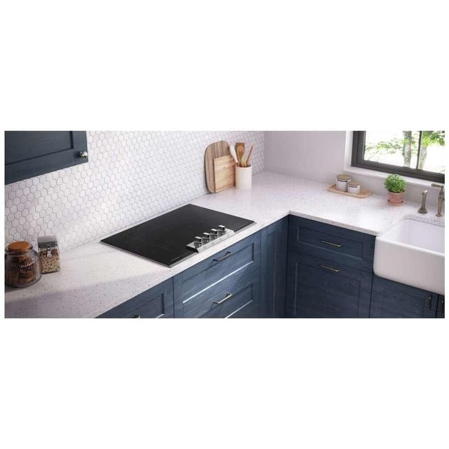 Frigidaire PCCI3080A Professional Series 30" Wide 4 Burner Induction