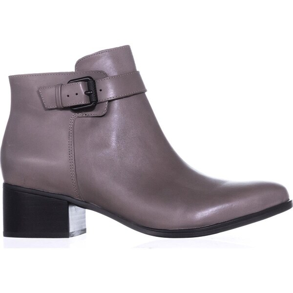naturalizer harley block heel bootie