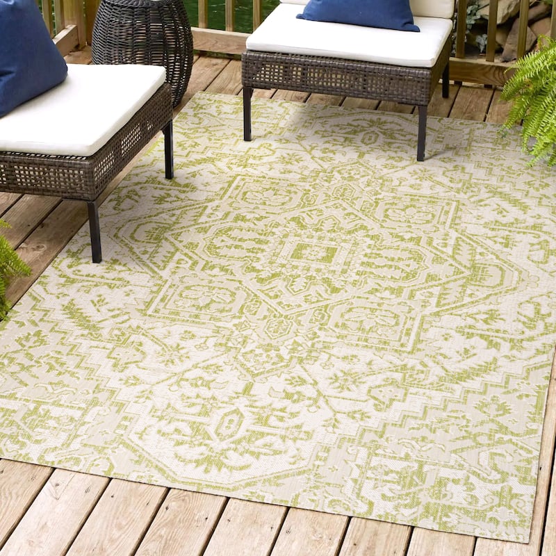 JONATHAN Y Charleston Medallion Indoor/Outdoor Area Rug