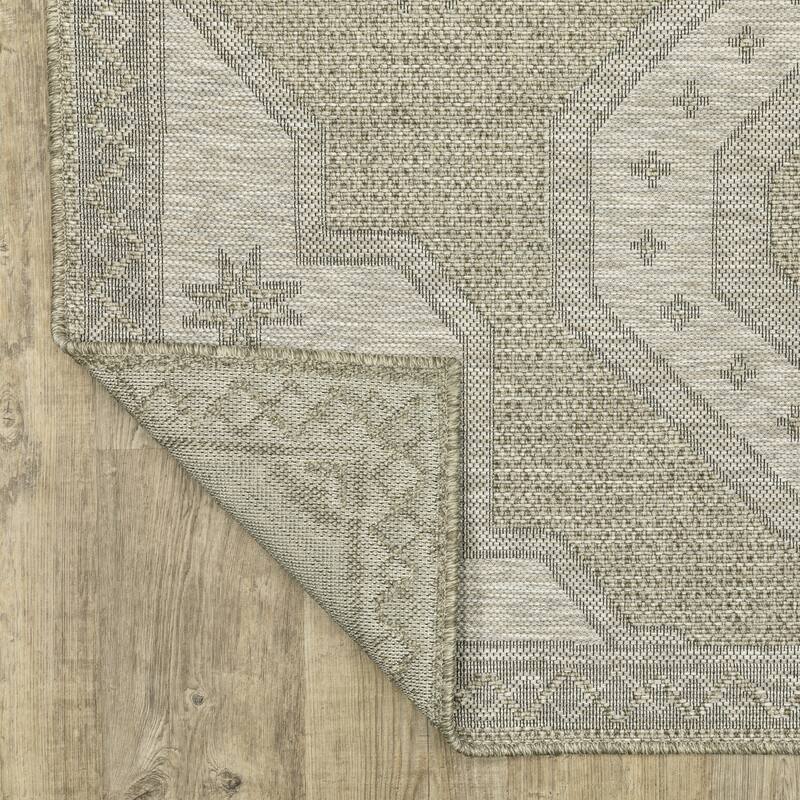 Vista Home Tangelo Boho Medallions Beige/ Black Ultimate Performance Area Rug.