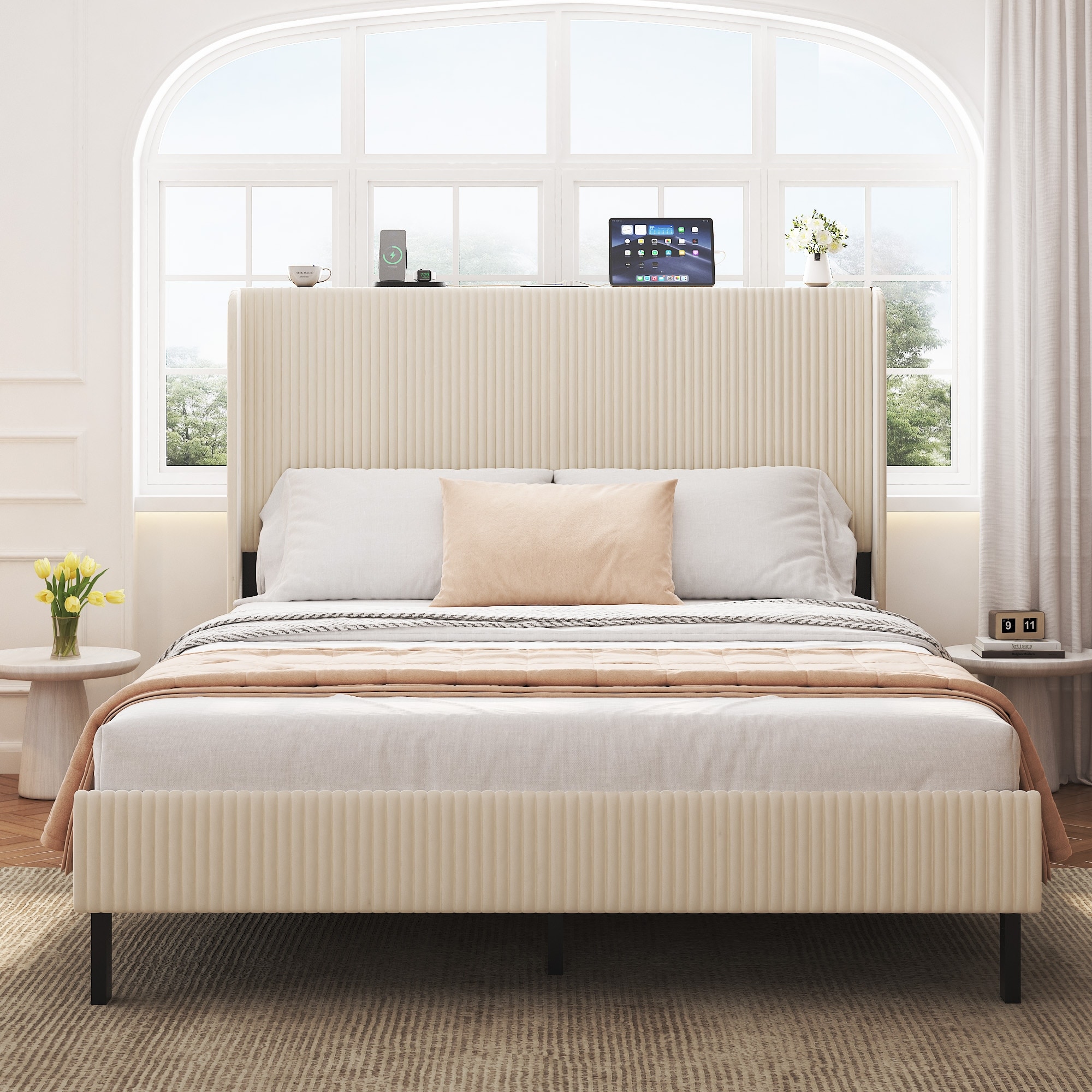 Queen Size Platform Bed Metal Bed Frame with Charging Station
