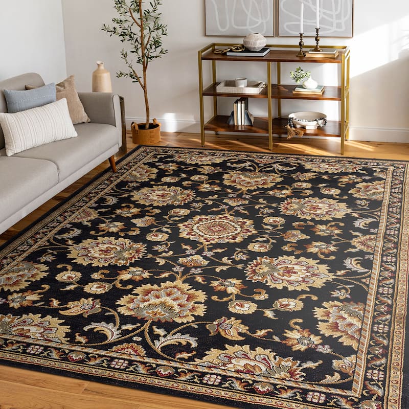 Soho Traditional Oriental Area Rug - 5'3'' x 7'3'' - Black