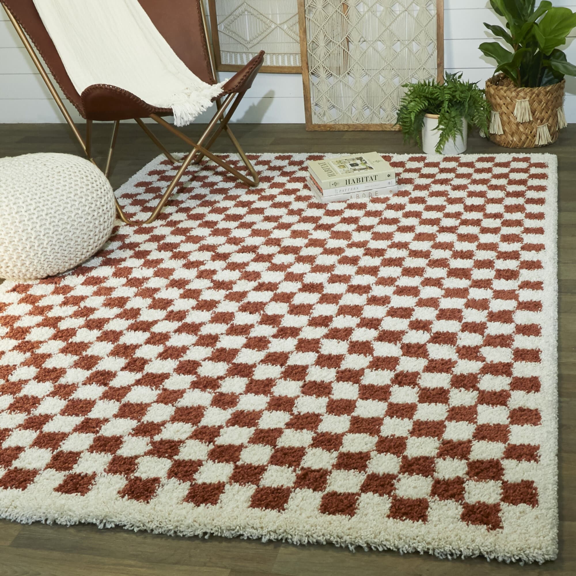 https://ak1.ostkcdn.com/images/products/is/images/direct/858336bec10fadf8b7565617d782c69c34f1f3f6/Covey-Plush-Checkered-Thick-Shag-Area-Rug.jpg