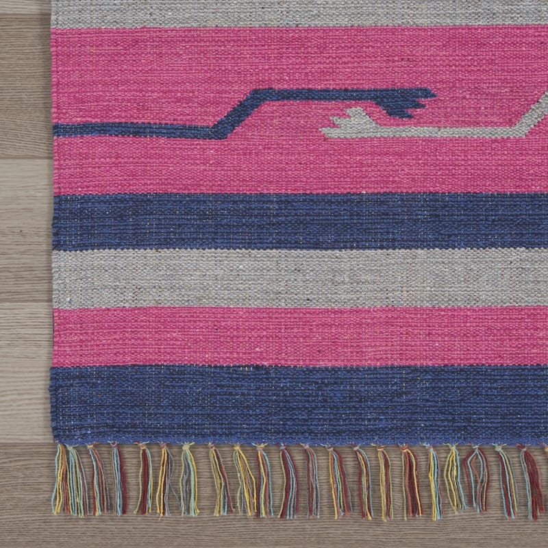 Fukup Southwestern Woven Low Pile with Fringe Area Rug By HomeRoots - 84' X '60' X '0.25