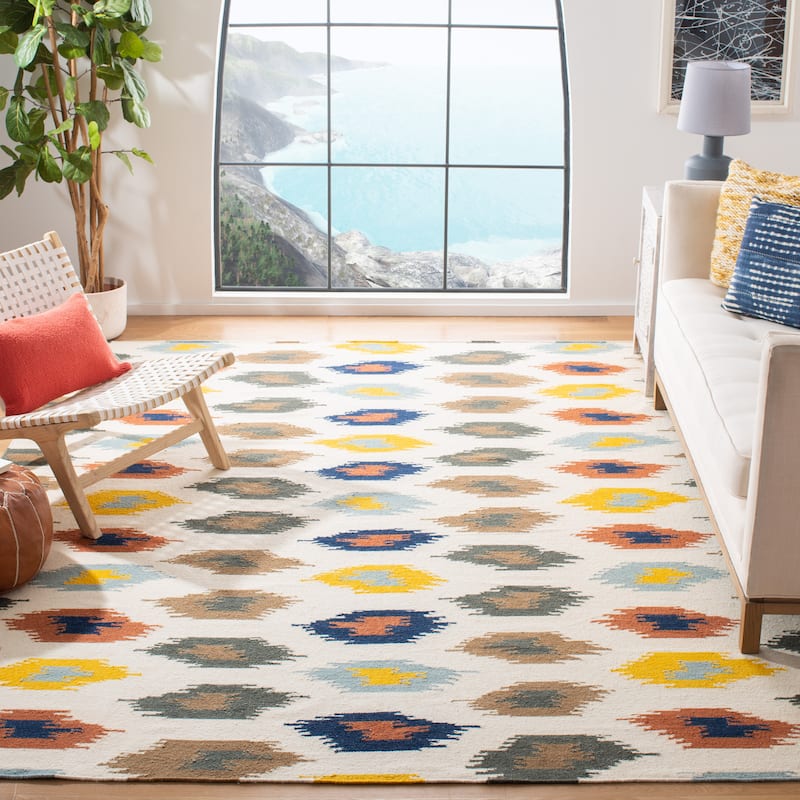 SAFAVIEH Handmade Flatweave Dhurries Radoslava Modern Wool Rug - 6' x 9' - Ivory/Multi