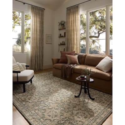 Alexander Home Paxen Traditional Area Rug