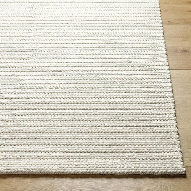 Livabliss Sundance Casual Dots Area Rug