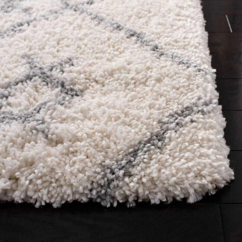 SAFAVIEH Fontana Shag Mildred Moroccan 2-inch Thick Rug
