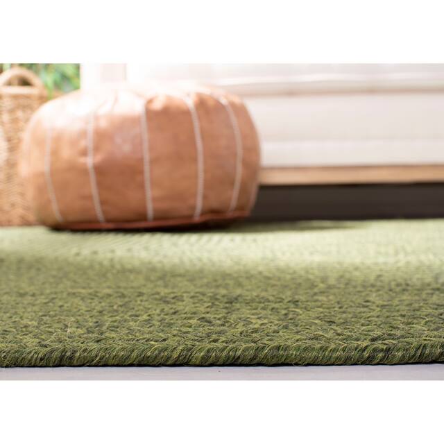 SAFAVIEH Handmade Braided Country Casual Lavada Rug