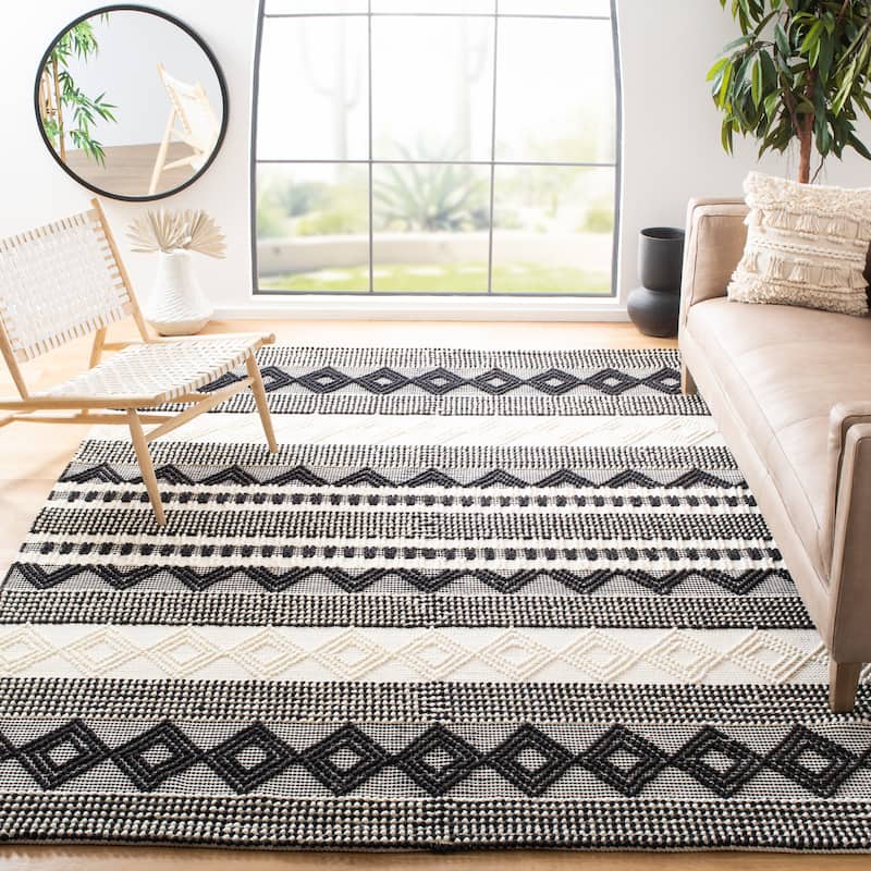 SAFAVIEH Handmade Natura Annedorte Wool Rug - 10' x 14' - Black/Ivory - Rectangle