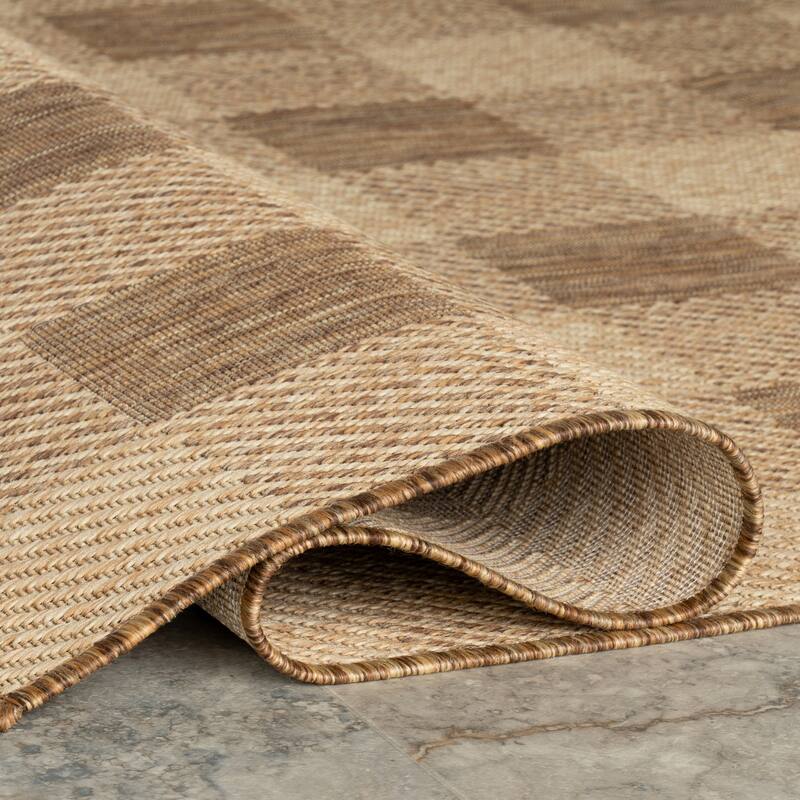 Nuloom Falonia Farmhouse Indoor/Outdoor Area Rug