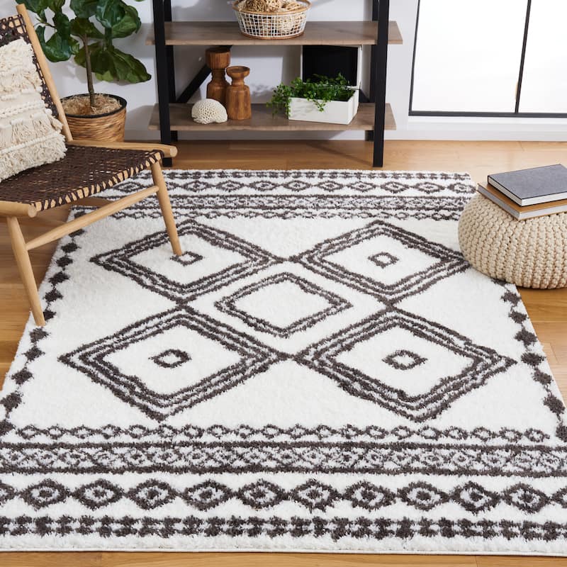 SAFAVIEH Berber Shag Neeta Rug - 9' x 12'