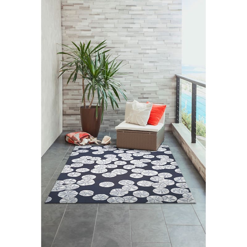 Liora Manne Capri Sea Biscuit Indoor/Outdoor Area Rug - 5' x 7'6" - Navy