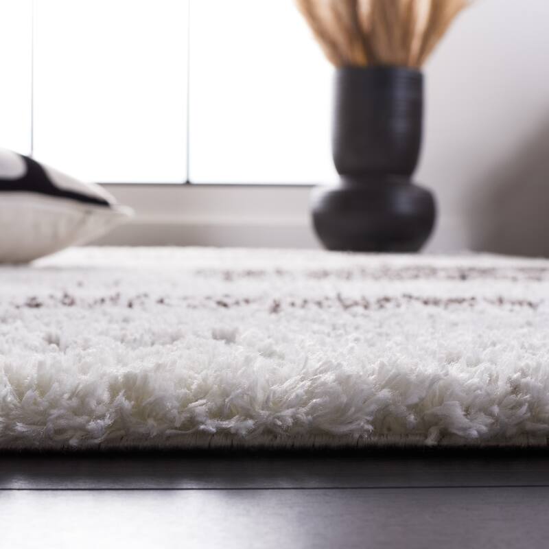 SAFAVIEH Berber Shag Addison Rug
