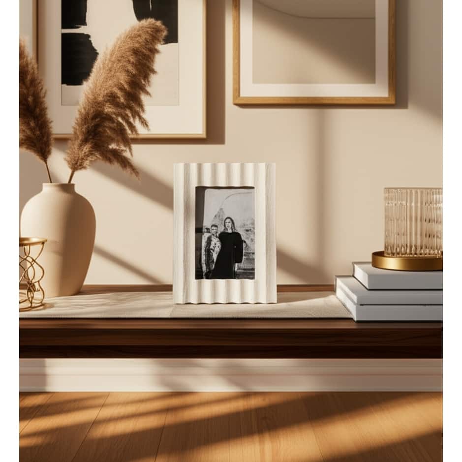 Marble Wood Picture Frame Ribbed Texture Valencia Style - 1" Ivory