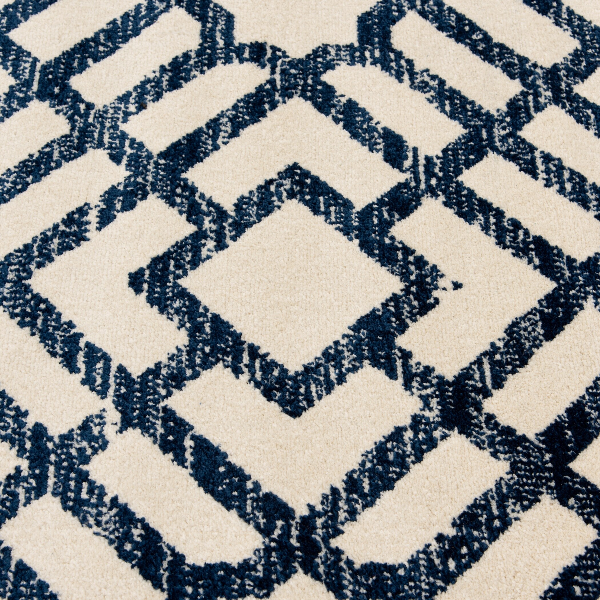 Trisha Yearwood Home Newell Snow Sapphire Indoor Outdoor Area Rug Overstock 31476000