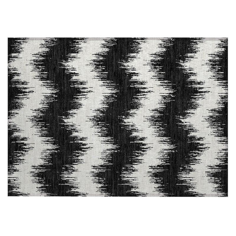 Machine Washable Indoor/ Outdoor Chantille Modern Chevron Rug