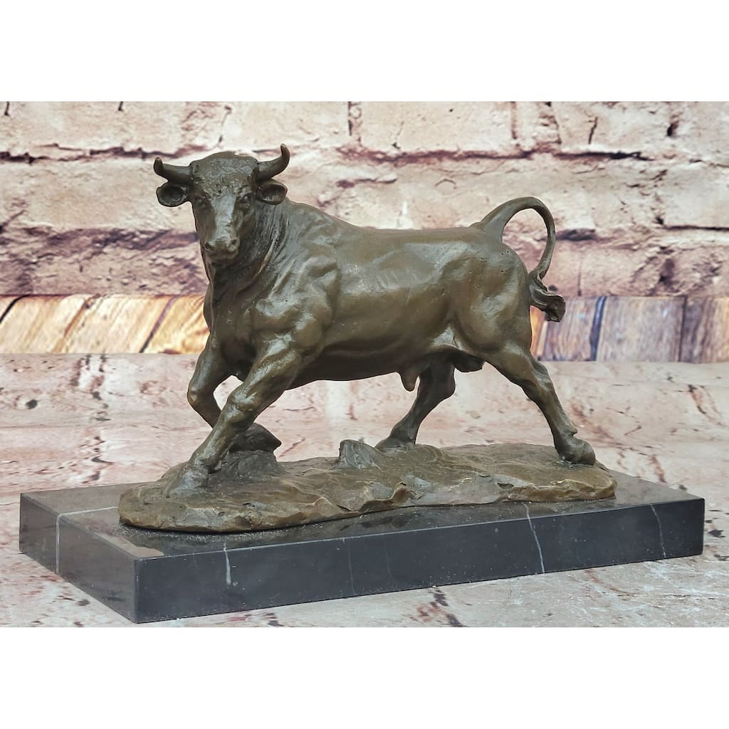 Bronze Charging Imitative Bull Sculpture – Powerful Bovine Artwork On Marble Base