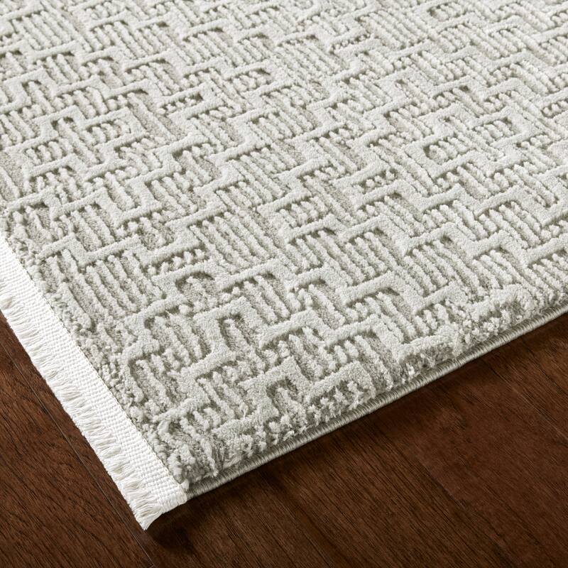 TOWN & COUNTRY LUXE Tretta High-Low Area Rug