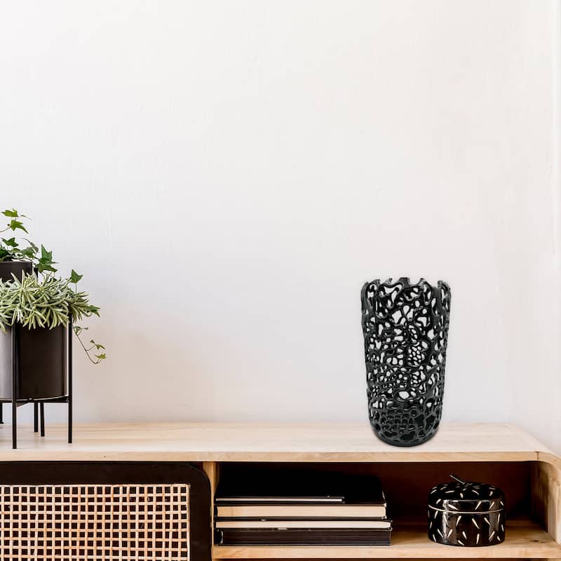 Decorative Handmade Aluminum Cylinder Hurricane Candle holder in Black