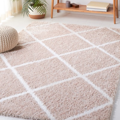 SAFAVIEH Tahoe Shag Emilia Trellis 1.2-inch Thick Rug - 9' x 12'